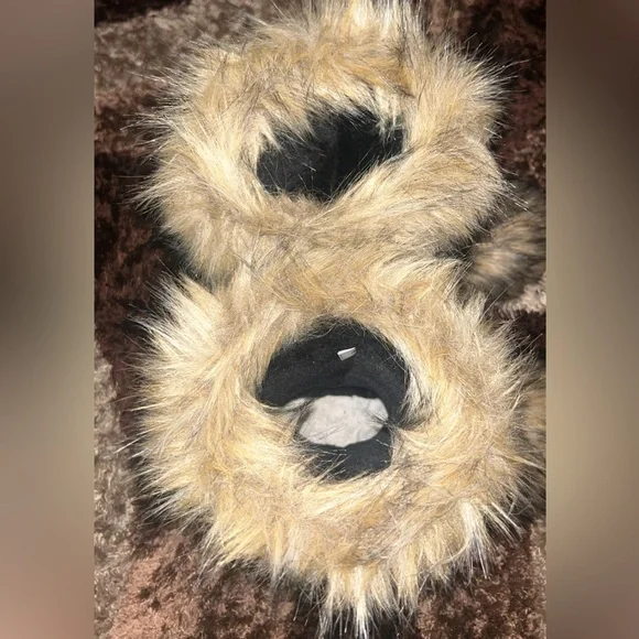 Cute Faux Raccoon Fur Boots - Picture 2 of 4